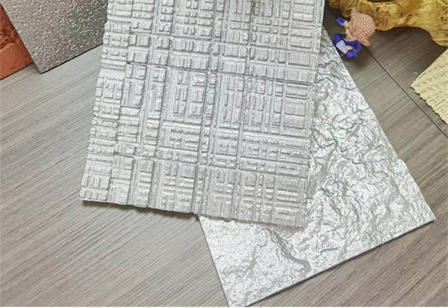 Paneles de piedra flexibles para paredes exteriores - Fancyfix - Piedra flexible - Serrado de madera