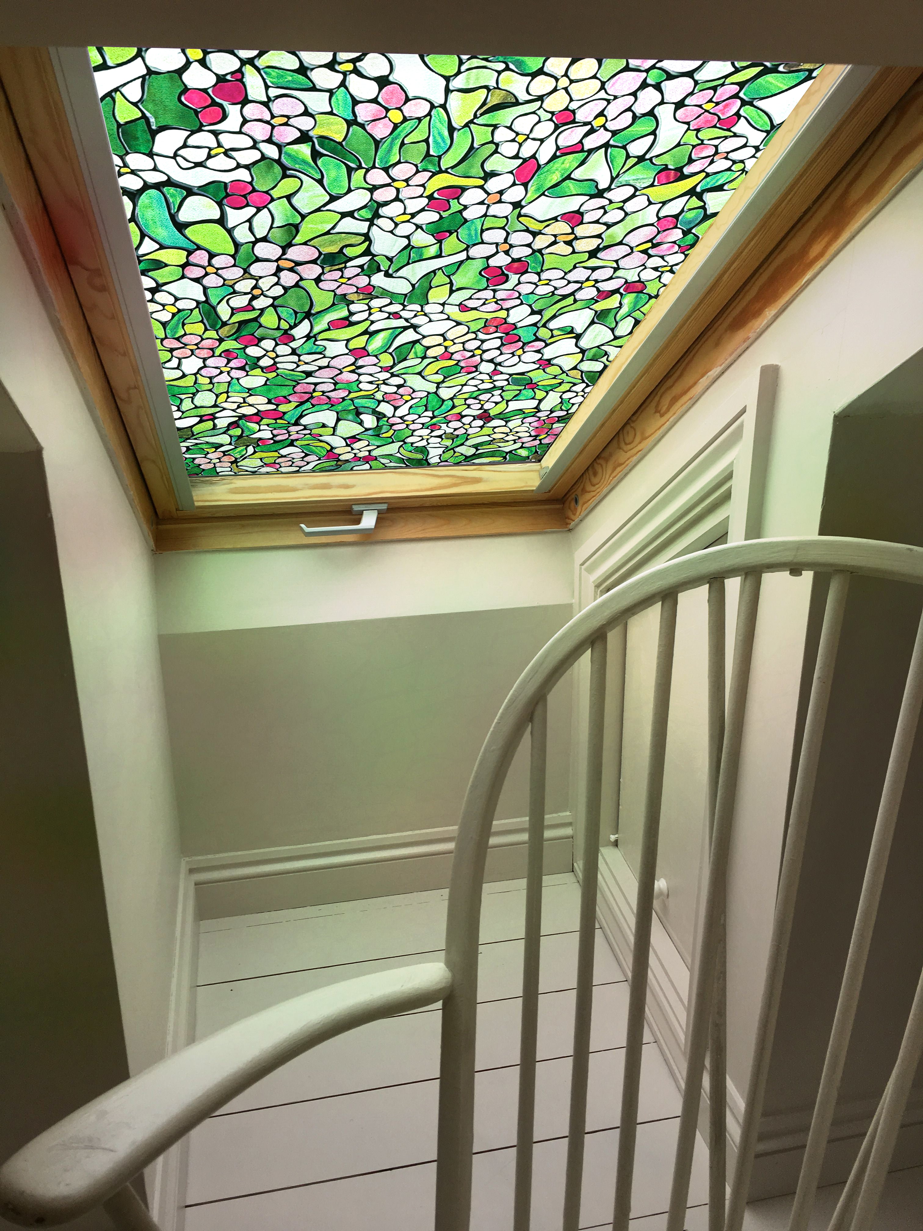 Film décoratif pour vitres en vitrail Lily