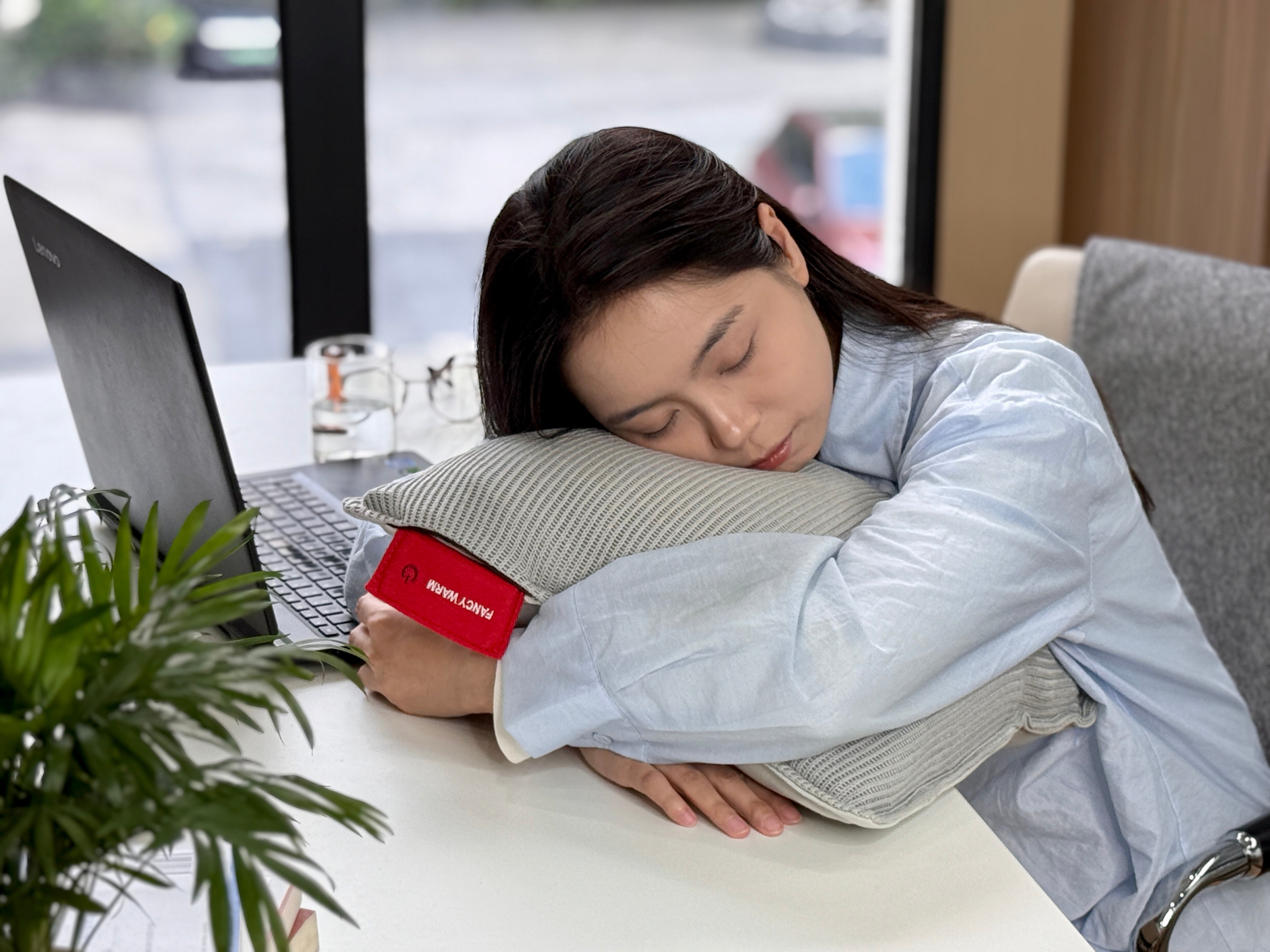 Heated Cushion | Knitted | Graphene Electric Pillow for Home & Office Warmth