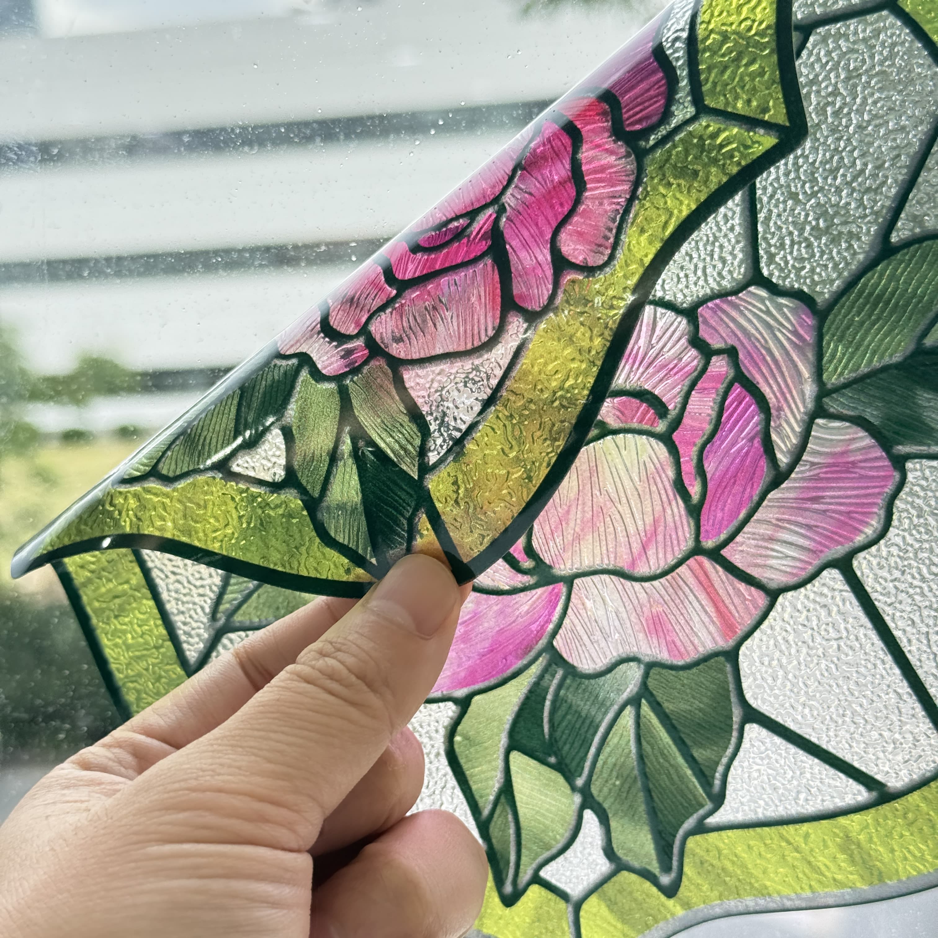 Film pour vitrail Green Gleam – Film statique décoratif moderne pour fenêtre