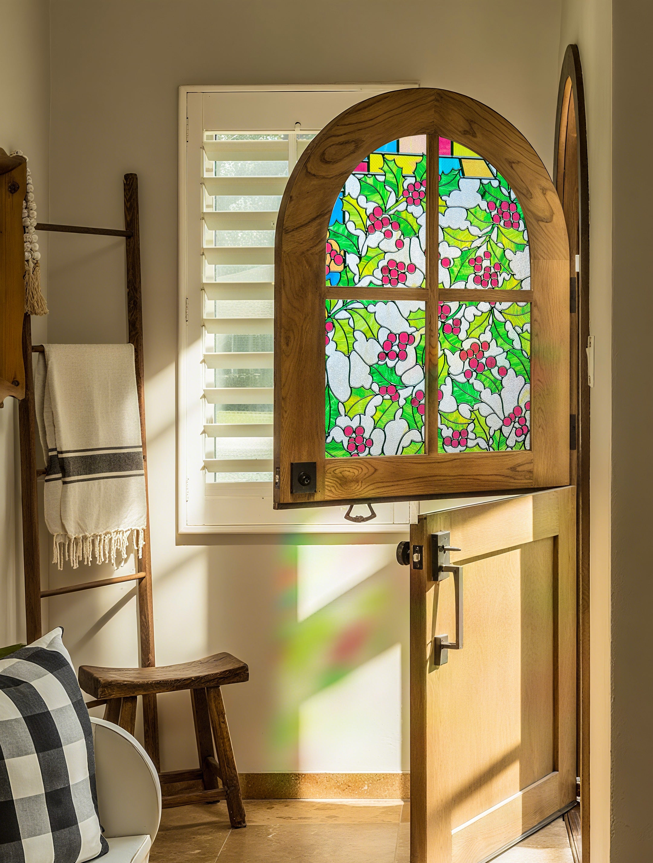 Film décoratif pour vitres en vitrail Lily